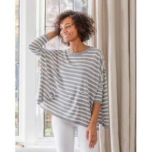 Mer Sea Catalina Boxy Lagenlook Striped Poncho Sweater OSFM Gray White Knit‎